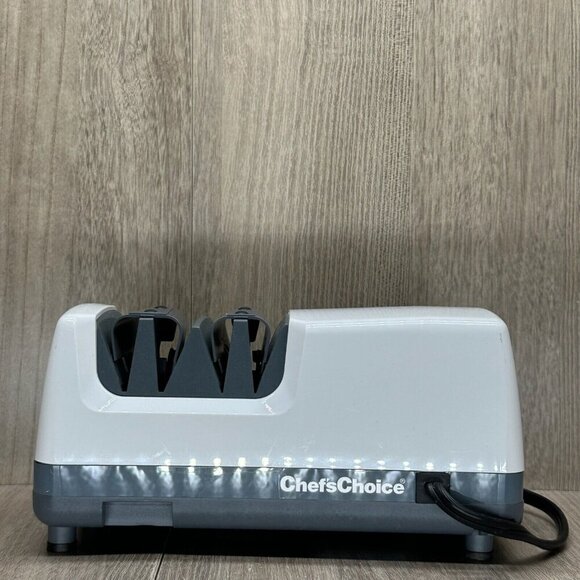 Chef'sChoice Diamond UltraHone Electric Knife Sharpener 312 White Gray - Tested - Picture 3 of 8